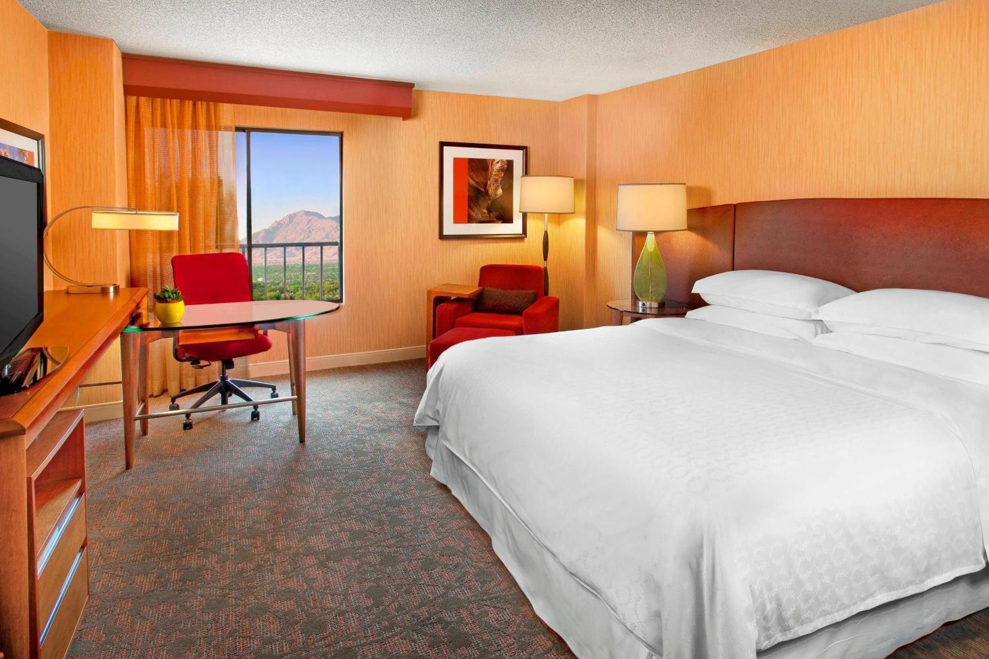 Sheraton Albuquerque Airport Hotel Bagian luar foto