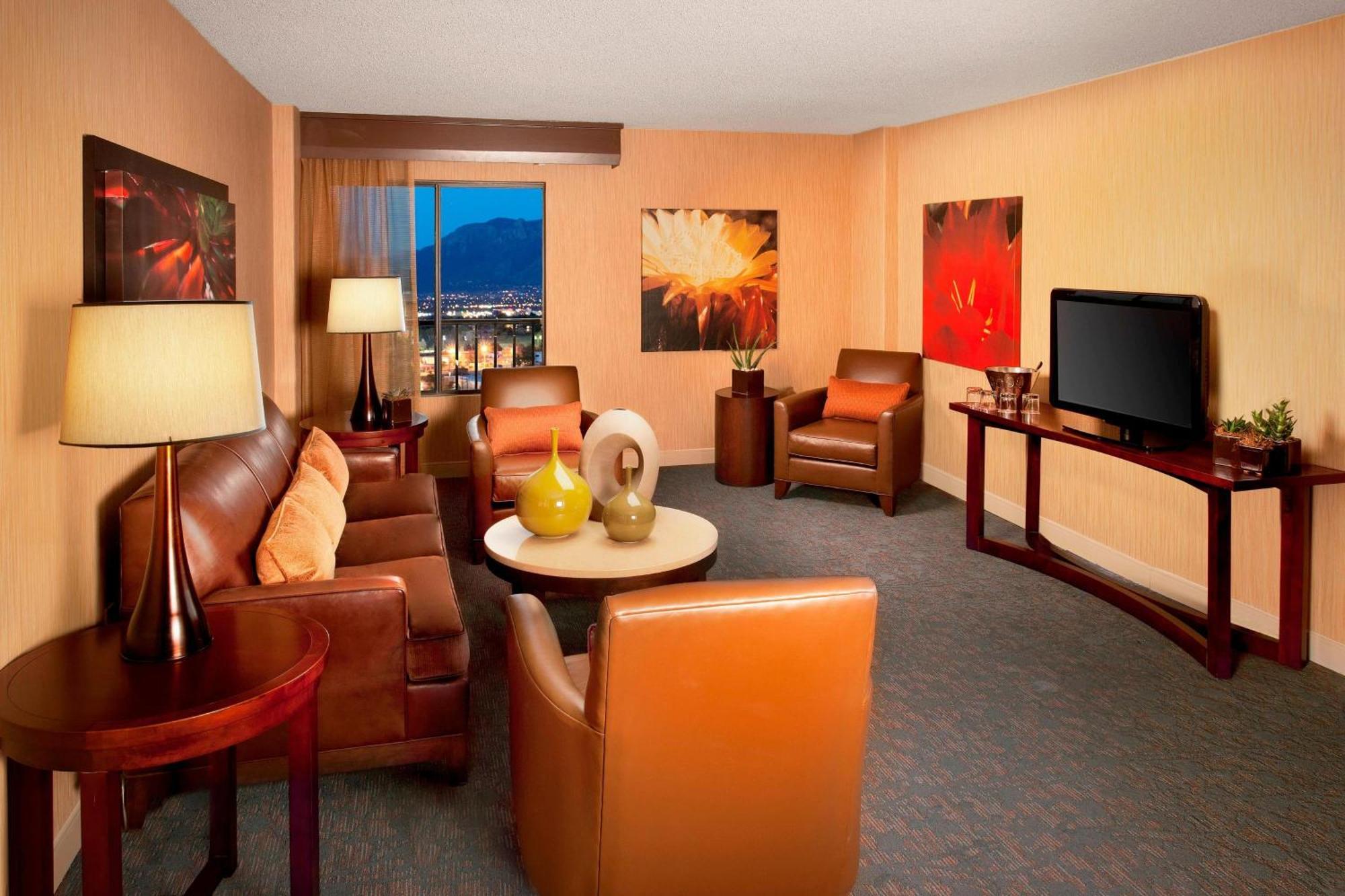 Sheraton Albuquerque Airport Hotel Bagian luar foto