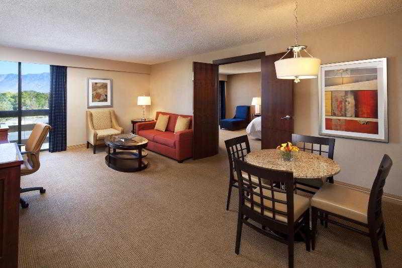 Sheraton Albuquerque Airport Hotel Bagian luar foto