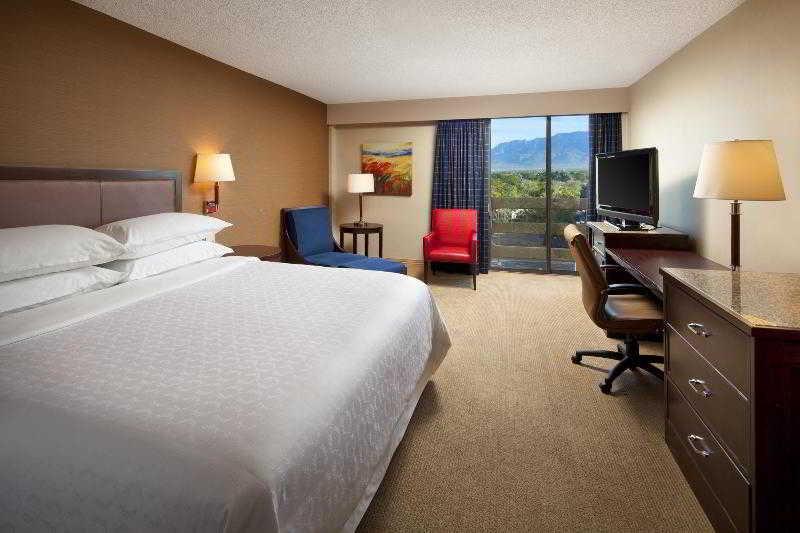Sheraton Albuquerque Airport Hotel Bagian luar foto